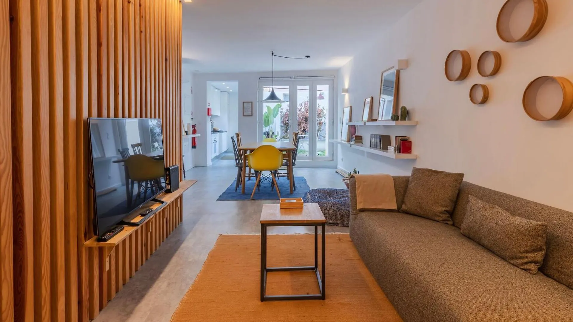 Modern & Hidden Apartment By Lovelystay Лиссабон