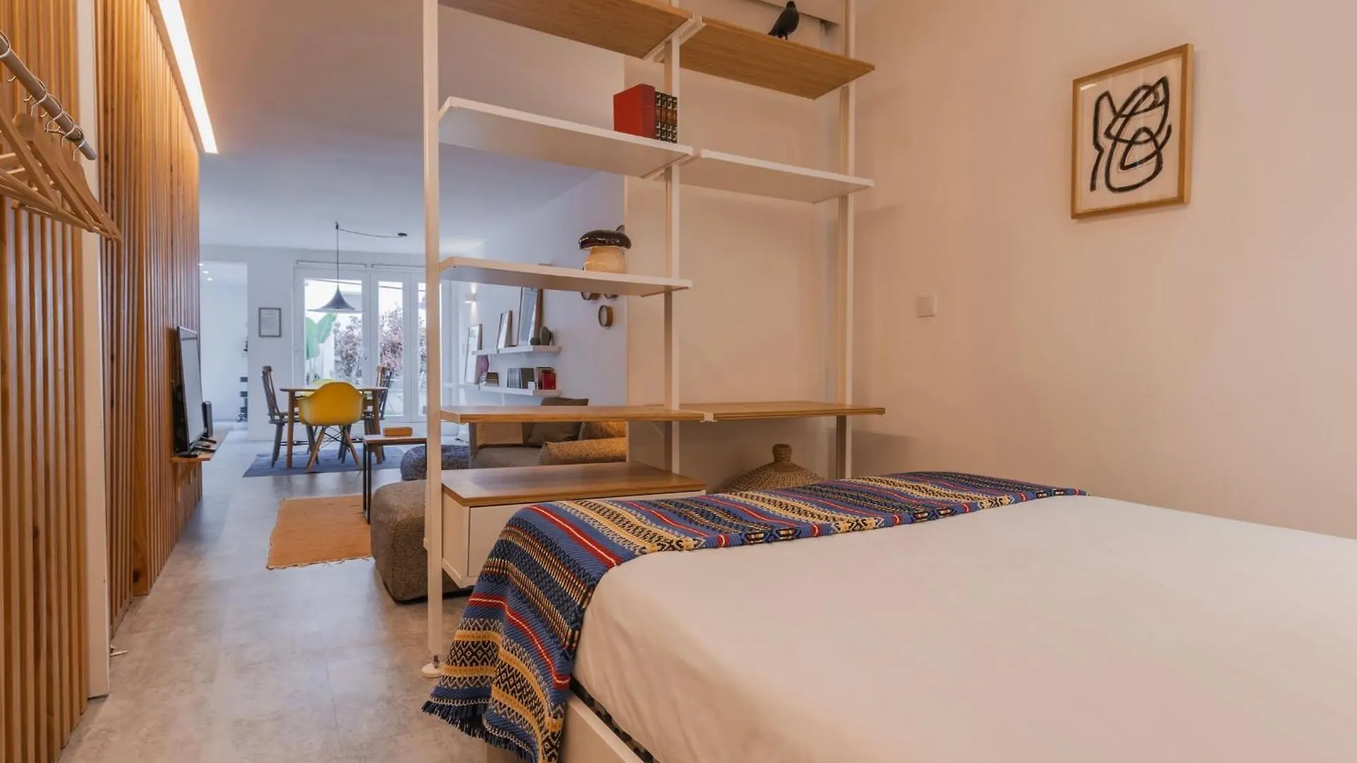 Modern & Hidden Apartment By Lovelystay Lisbon