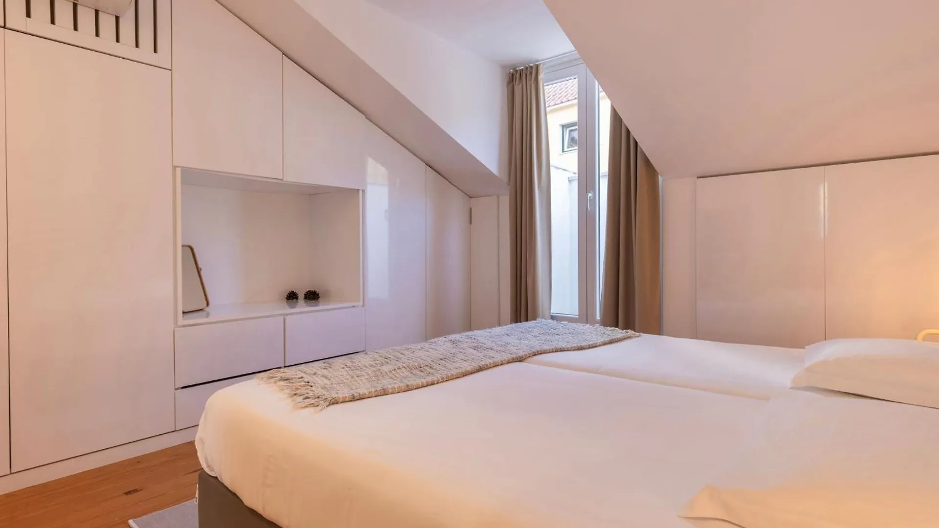 Modern & Hidden Apartment By Lovelystay Lisbon Holiday home
