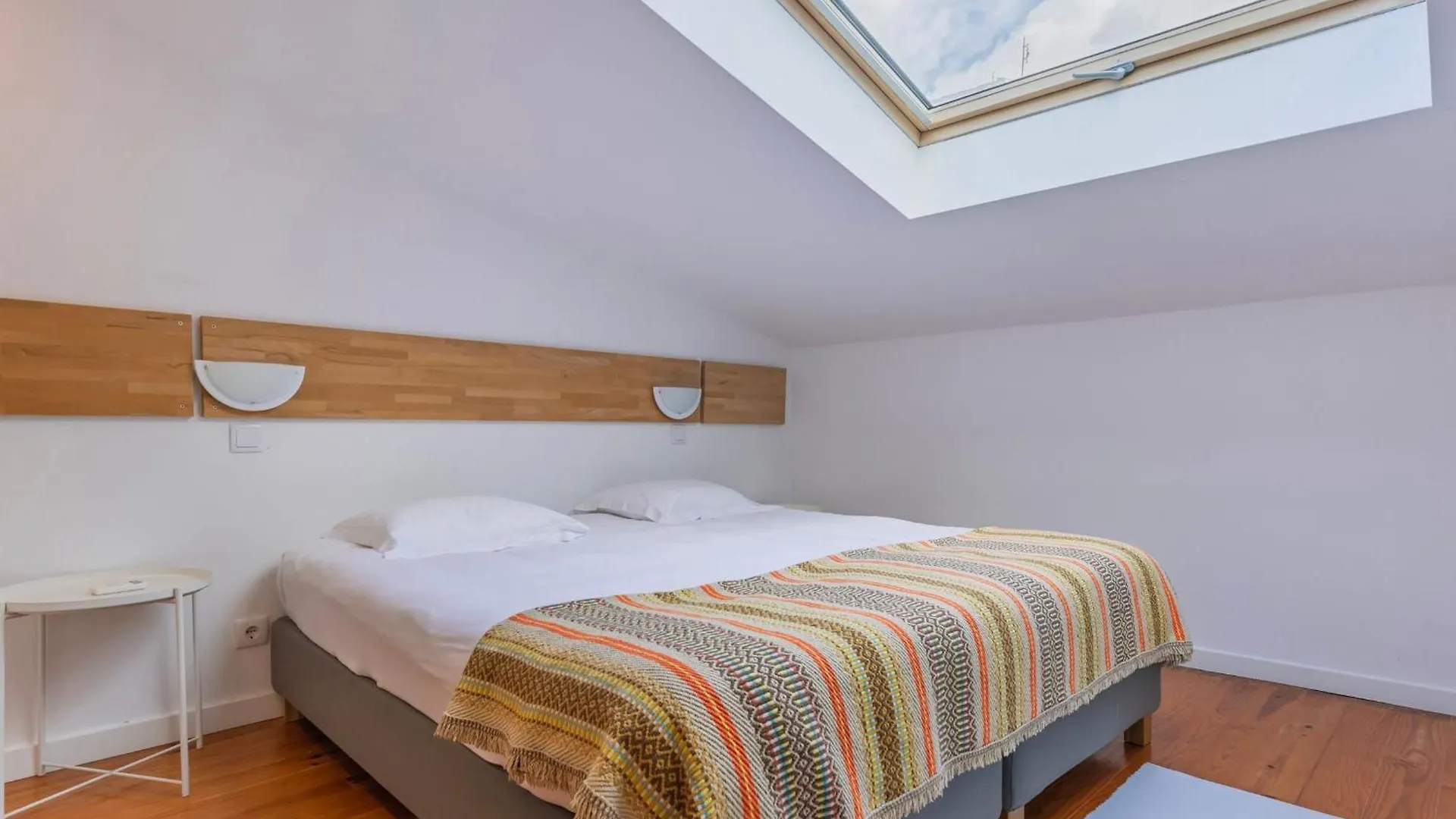 Modern & Hidden Apartment By Lovelystay Lisbon